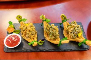 ���Ϻ���ը