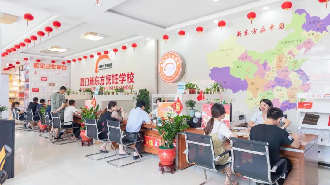 �п��ɼ������룬����������ѧУ���������ҳ��׷׵�Уռ����