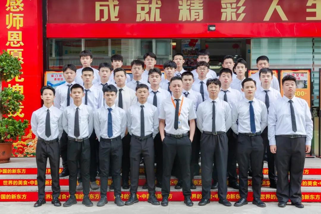 ���Ǳ�ҵ������ȥ���꣬Ը���ǹ�������Ц����