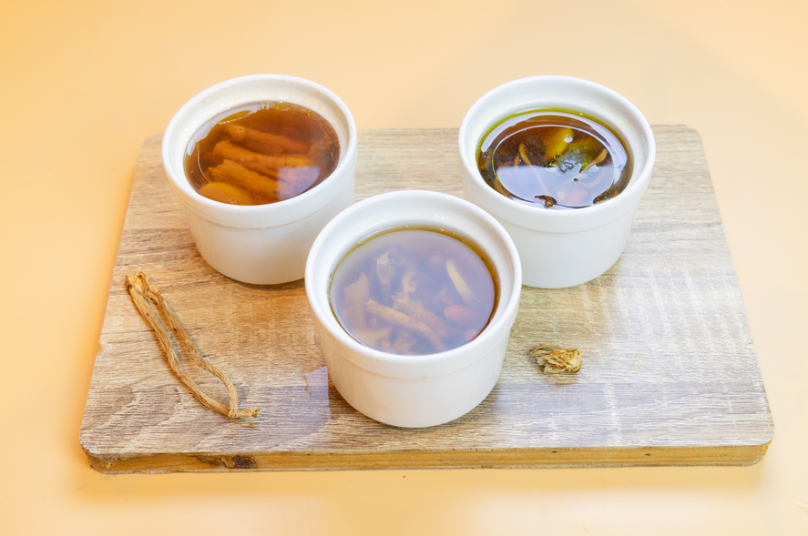 ��������