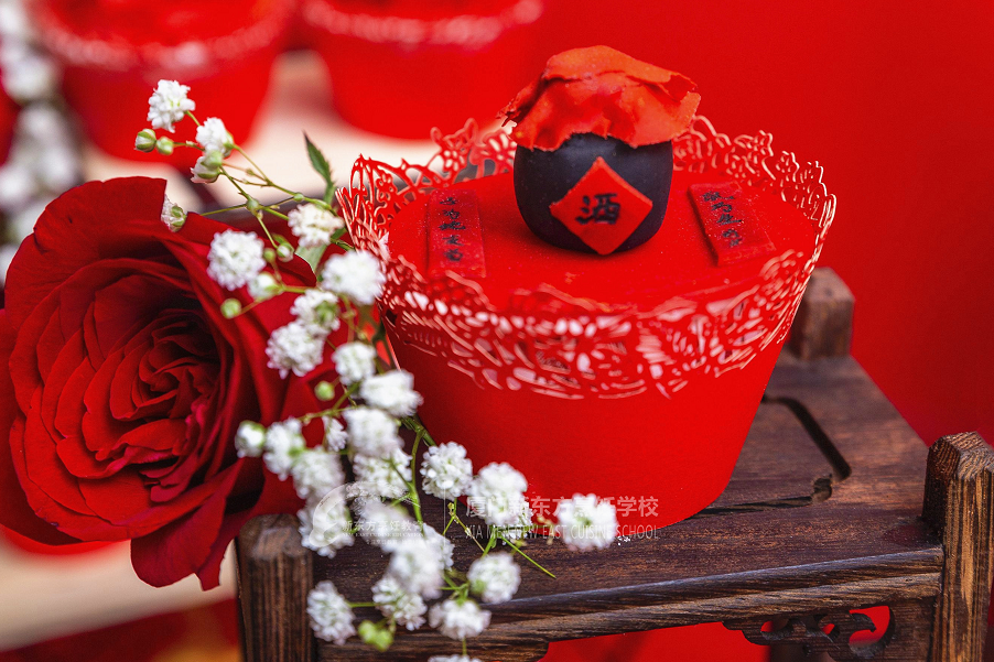 ����С��