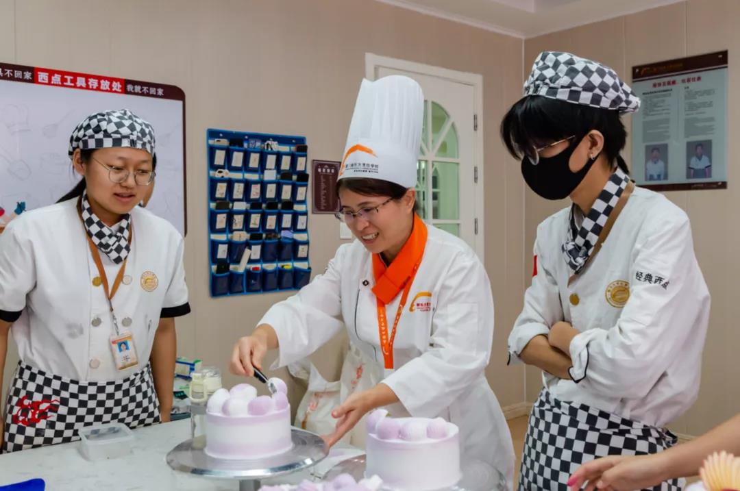 ����û�нӴ������������ѧ����