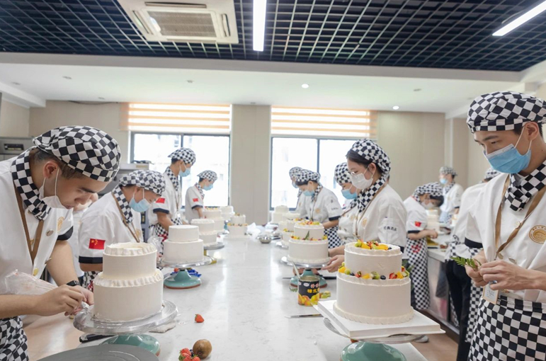 �򹤵Ļ���ǧǧ�򣬵����������ң����и���������