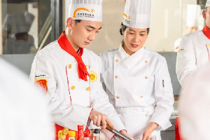 ��������������ѧ�������¶��������У�