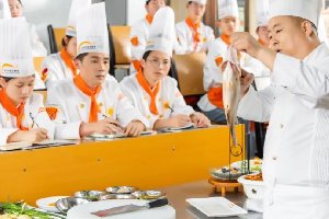 ����Ͷ��ح�������¶���ѧ���ܣ�ѧ�Ѷ��٣�