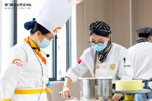 �¼ҳ��ǵ�һ���ţ����ӽ��������¶���������ģ�