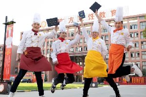 ������˵�����׿���ְҵ������ƫ�����õ�ְҵ�������ú��Ӹ���ɫ