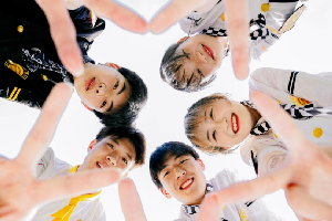 ȫ�ķ���ְ���������������˽������¶�����ҵ������ϵ