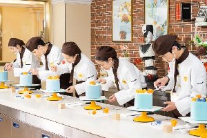 �����������ࡿ���ʺ�ѧ����決����5���˱���ԥֱ��ѧ��