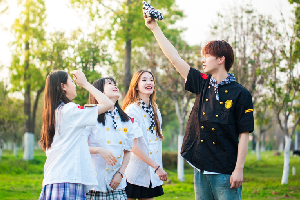 ��ְ����Ѷ��ְҵ�������У���2025�꣬��������50�����ˣ�