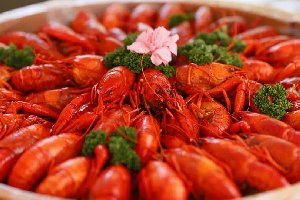 ��ǿ�ơ��𱬵��ļ�������ҵ��Ŀ����׬Ǯ�������