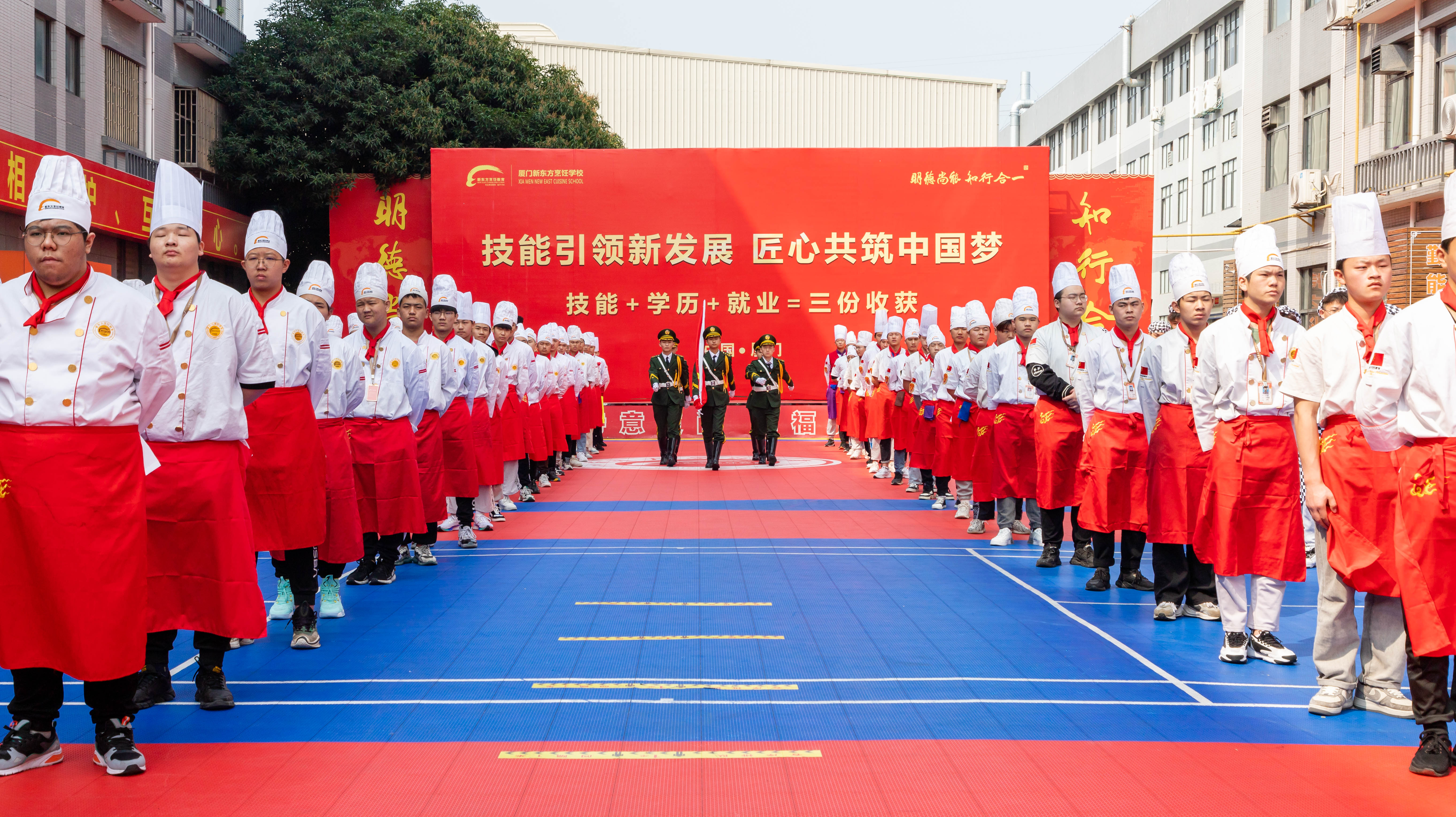 �����б�ҵ��Ⱥ�ؿ�����ҵ�󣬲����յ㣬���ǳ�Խ�㣡