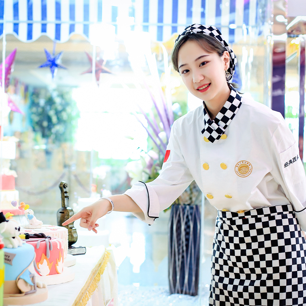 ��ོ�ལ������¶���ѧ�ӵľ�ҵ֮·��Ȼ���˿����