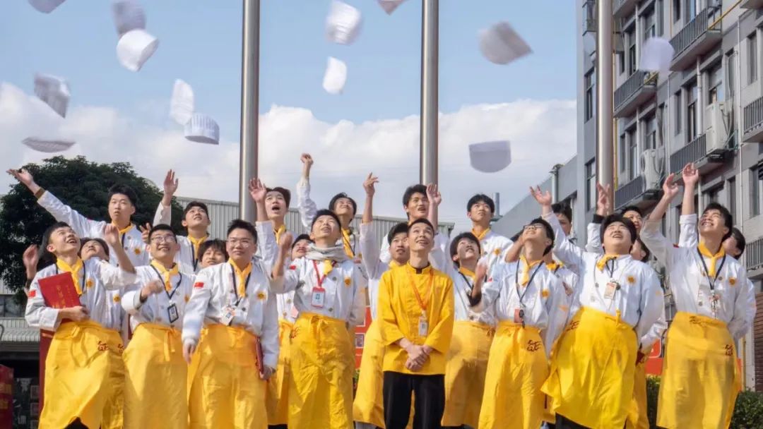 ����δ�� ����Զ�������죬���Ǳ�ҵ��🤗