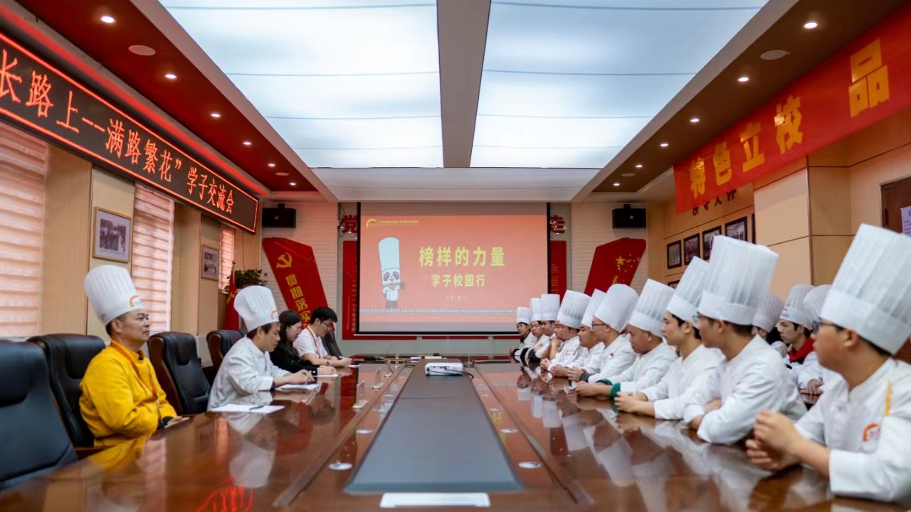 ����ѧ��Ӱ��ѧ�ӣ��ö�������������ѧ�ӷ����ᾫ����Ϯ��