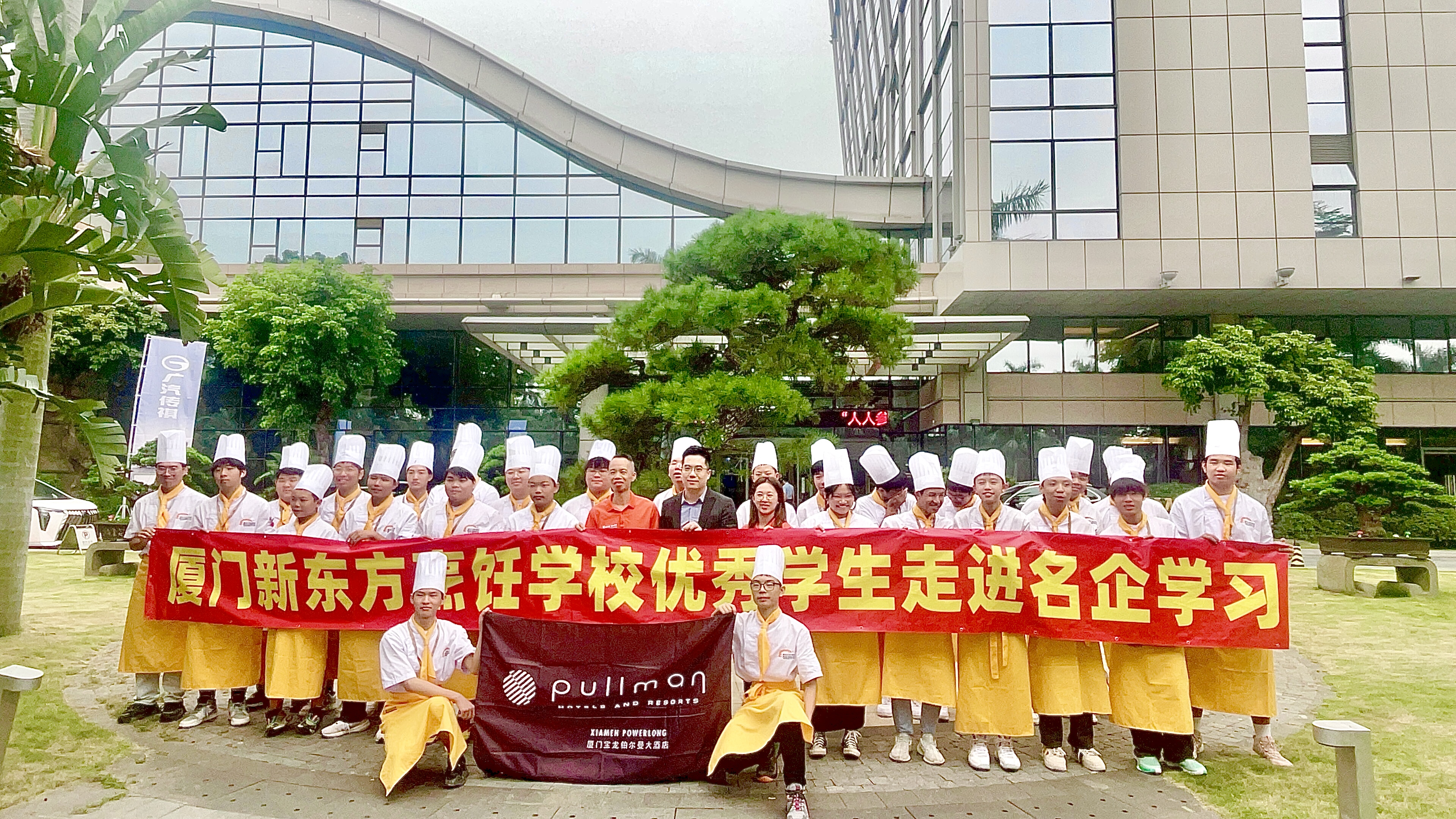 ������ѧ֮·����ȼְҵ���롪����Уѧ�ӽ���ҵ��ѧ�Σ�