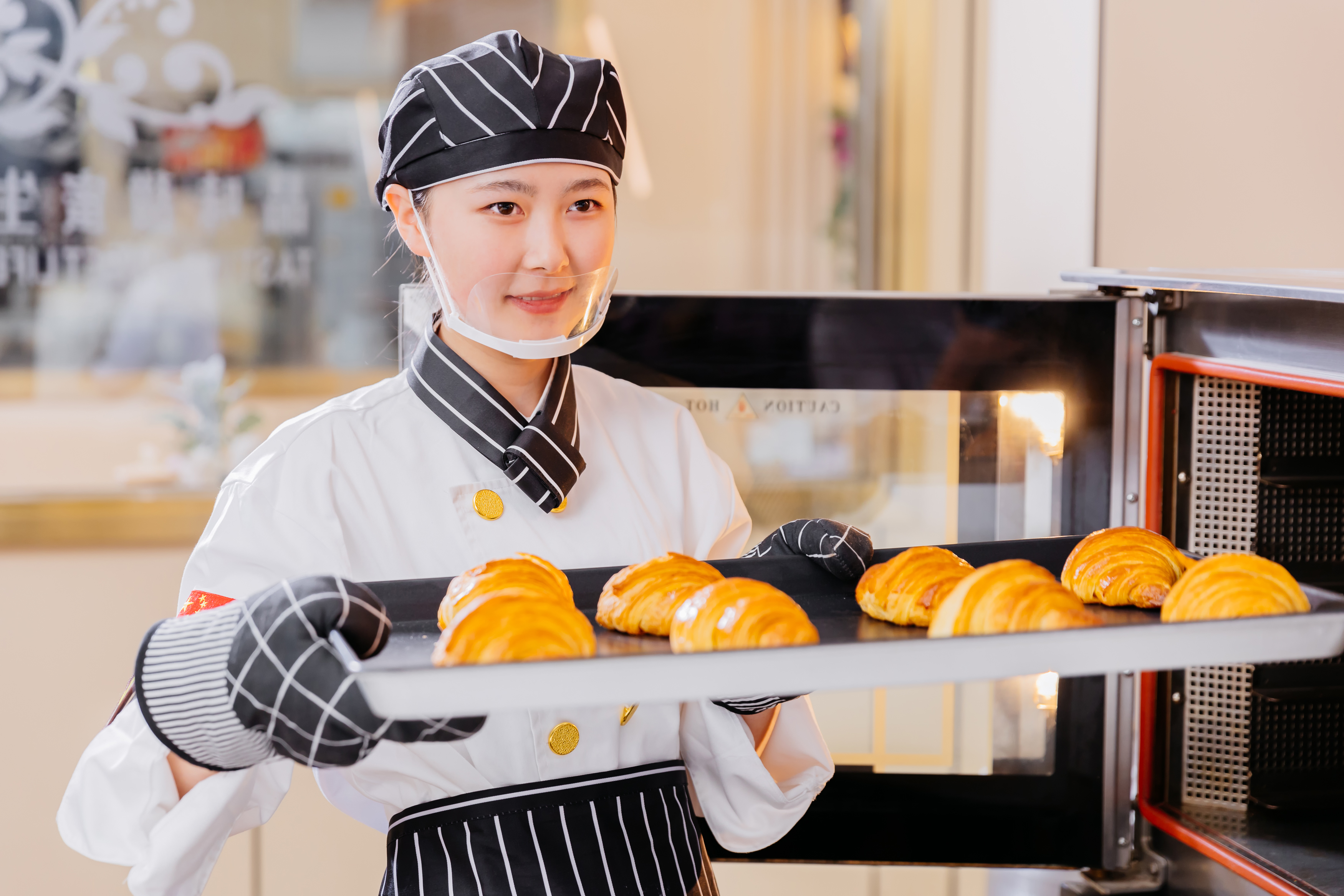 ��ѧһ�����£������¶���ѧ�ӵ�У԰������ʲô���ģ�