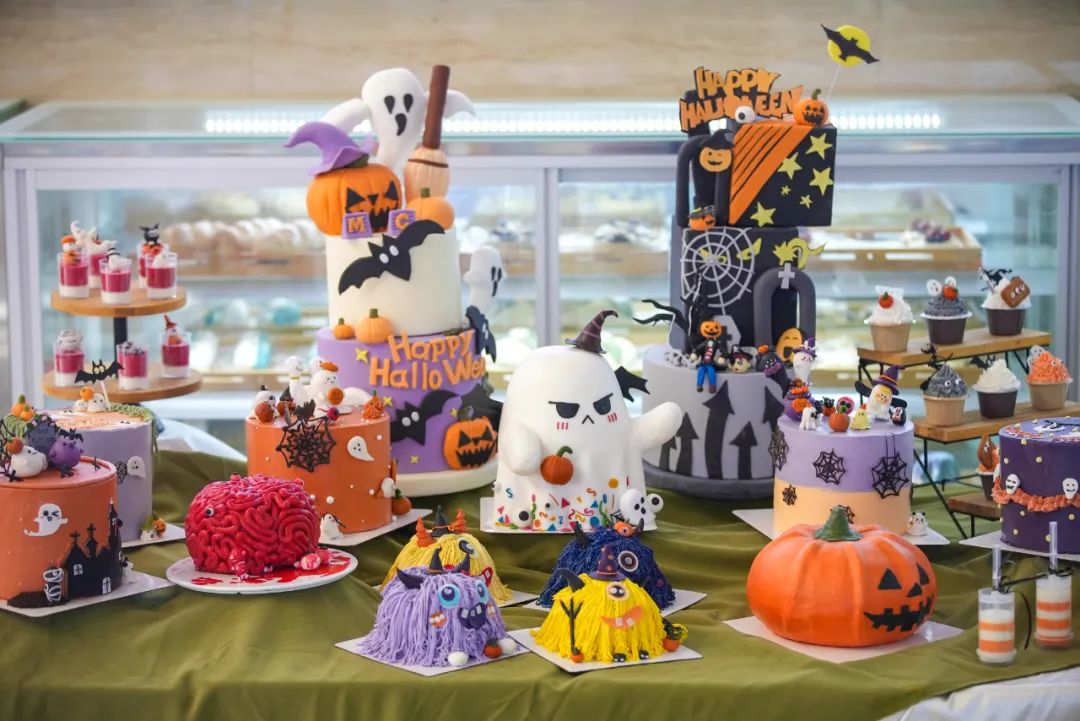 ��ʥ�ڡ�����ħ������ʱ���£����������¶���ѧ�Ӷ��ڸ�ʲô����