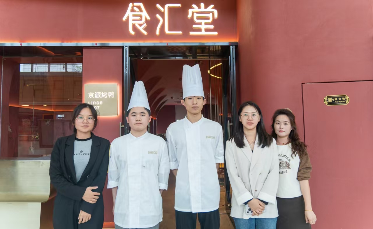 ��ҵ�طã��Ļ��������Σ�������Уѧ�Ӿ�ҵÿһ����