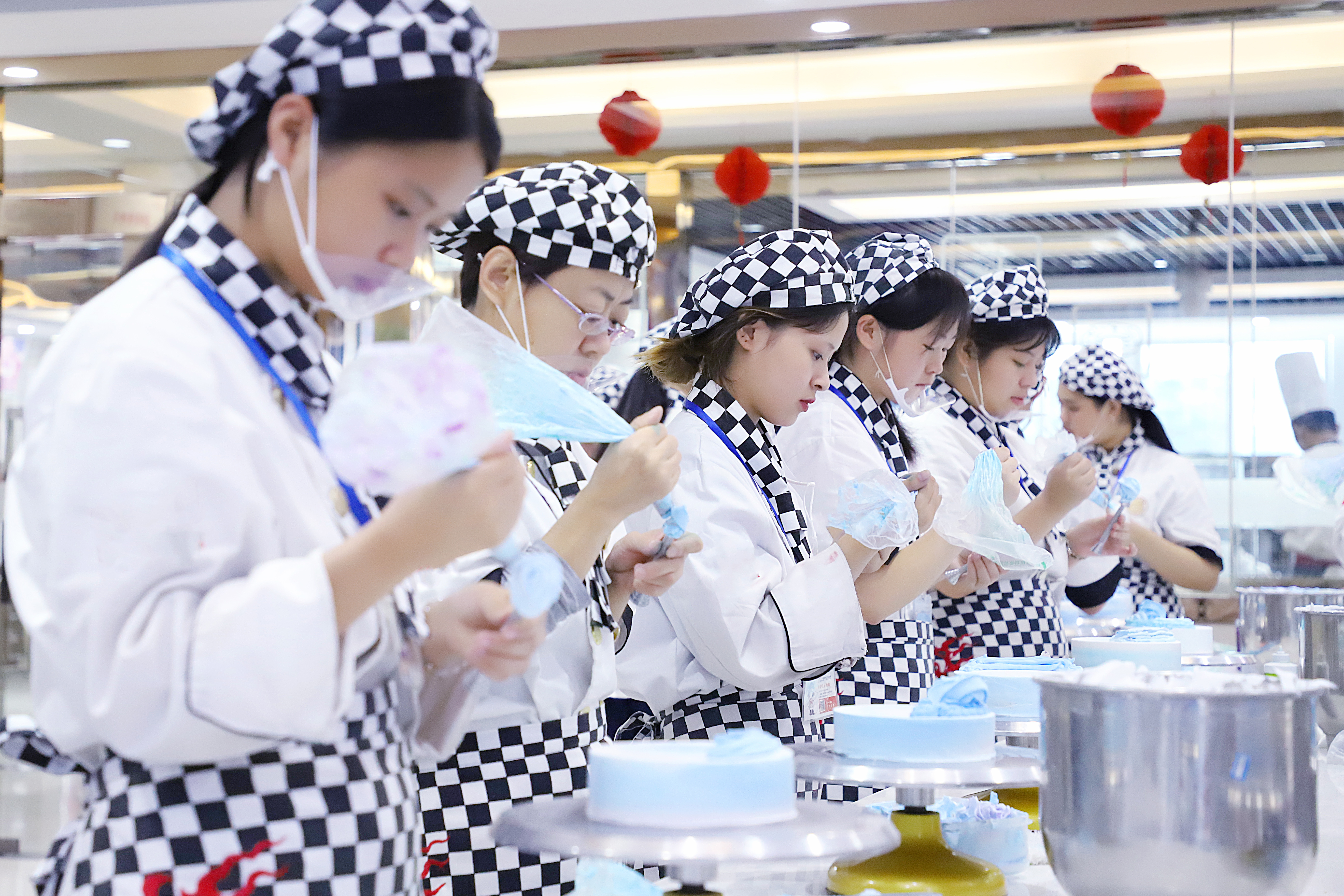 �ഺû���ۼۣ��ı���ڵ��£�3��9���֣��������¶�������������