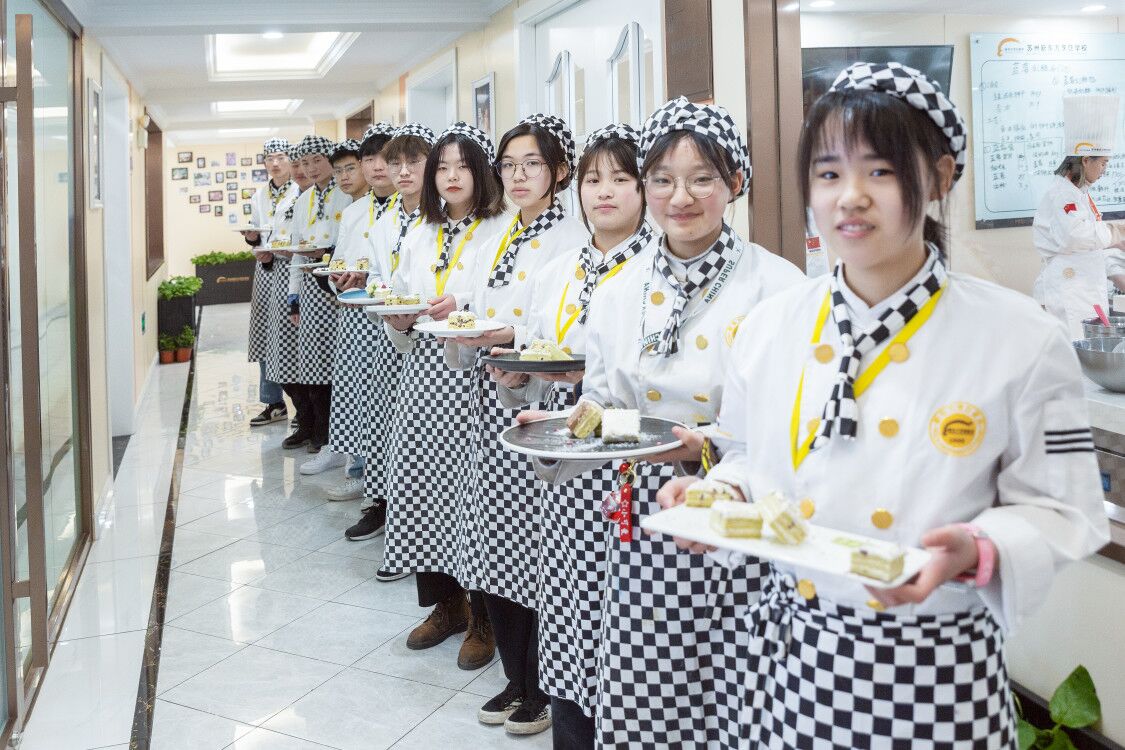 �ഺ �� �����¶�����һ��������ֵδ�����޿��ܣ�