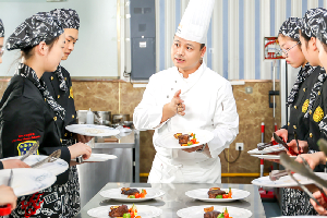 ��תѧ���������ѣ���ͬѧ��һ����Լ�����¶�������������ǰ��~