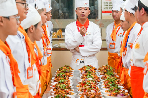 �ഺ �� �����¶�����һ����������δ�����޿��ܣ�