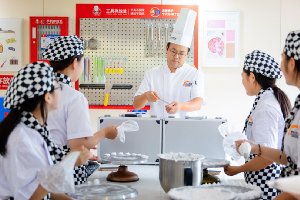 �ѻ����� װ�����ҵ�����...