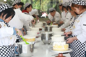 �����Ͽλ���ح�����¡��������ġ�������ʵѵ����