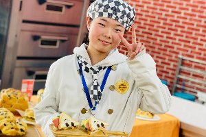 �裡���������¶����ֳ����ˣ�