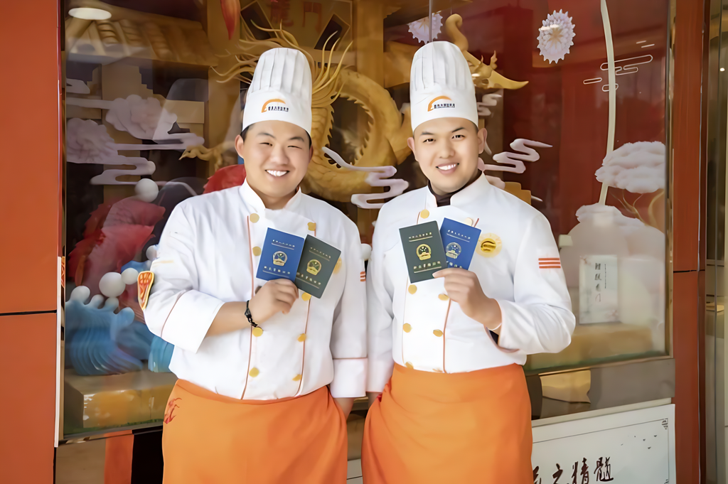 ��ͼԤ���������¶������ѧУ��һ�죬Ҳ̫������Ľ�˰ɣ�