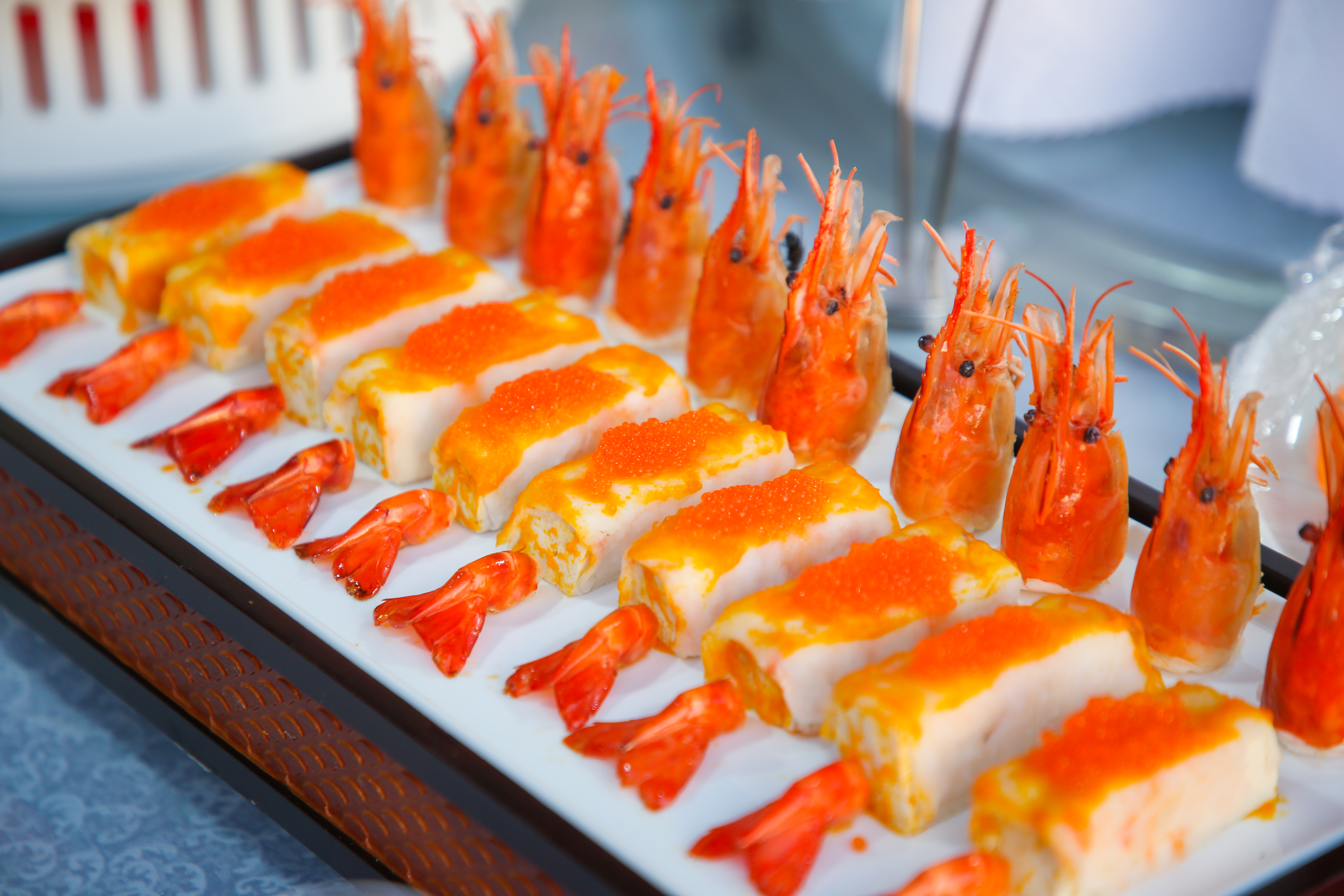 ѡ��ҵ�ȿ���ҵ����񣬳�ʦ��ҵ���ɻ𱬣�