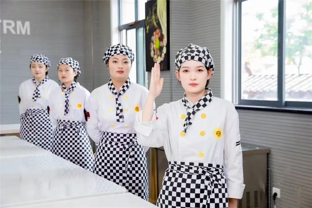 ������������¶��������רҵ���ǡ��㡱�ġ��ǡ��𡱵ġ���