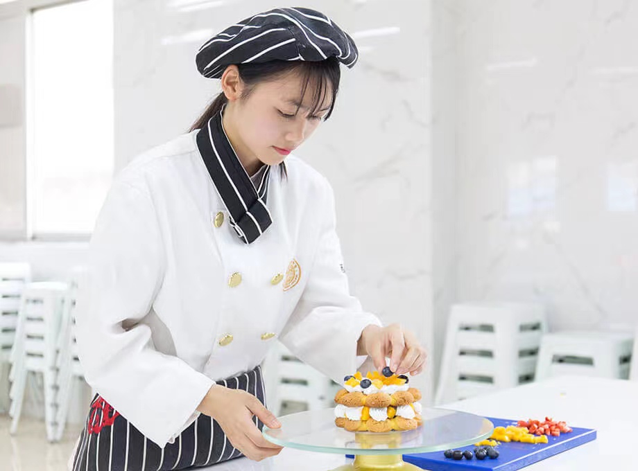 Ϊʲô�вʹ�ʦ�����Ļ���������3�����࣬�����¶�������˵͸