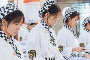 �����㲻֪���ģ������¶������ѧУ����ʵ���~