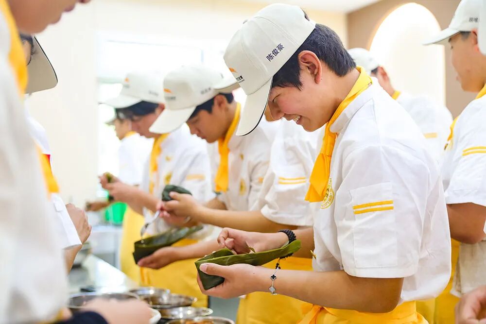 �����߽������¶��������ʵ����ϰ���ǲ�һ����