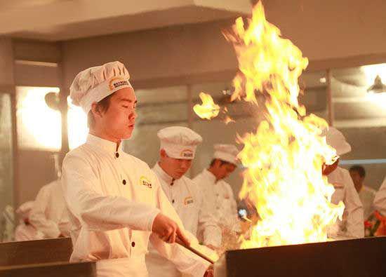 �����¶������ѧУ