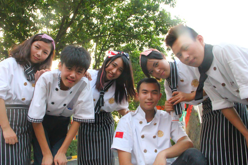 �����¶������ѧУ