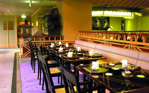 �����¶������ѧУ