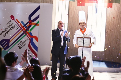 �����¶������ѧУ