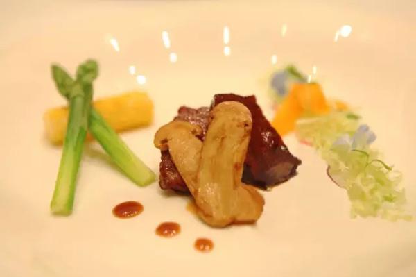 �����¶������ѧУ