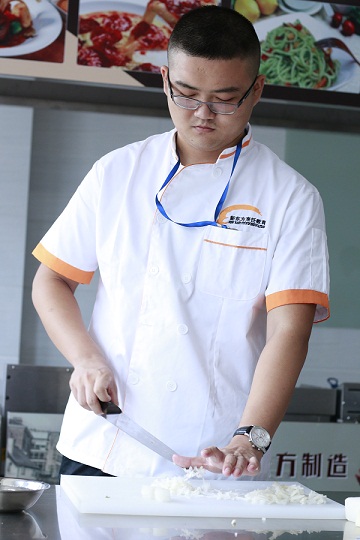 �����¶������ѧУ