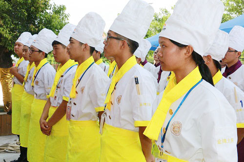 �����¶������ѧУ