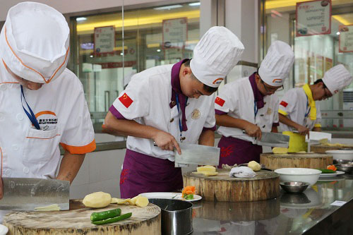 �����¶������ѧУ