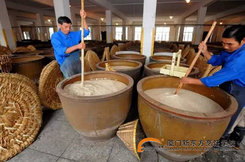 �����¶������ѧУ