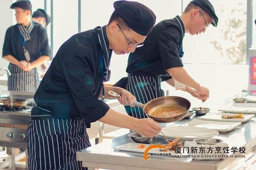 �����¶������ѧУ