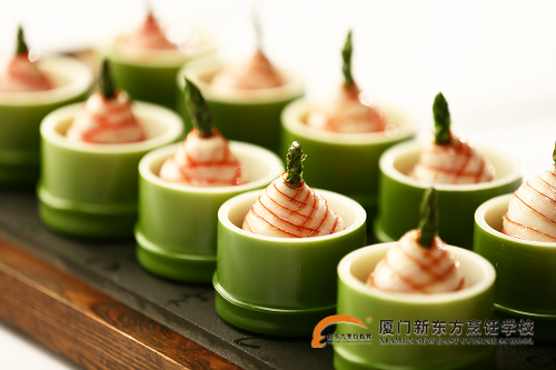 �����¶������ѧУ