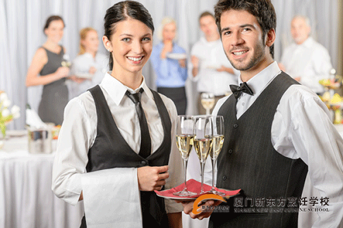 �����¶������ѧУ