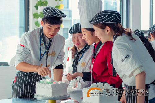 �����¶������ѧУ